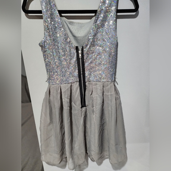 Sparkle dress - Picture 2 of 3